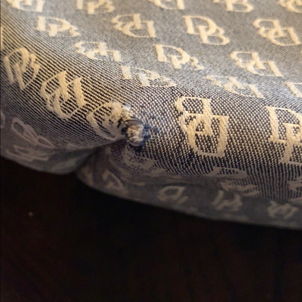 9x141/2” Dooney & Bourke Shoulder Bag - Picture 6 of 16